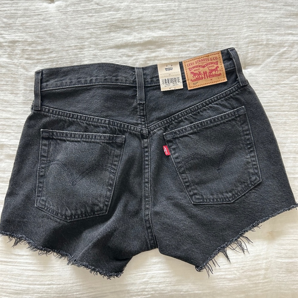 Levi’s 501 Size 27 Black Shorts High Waist